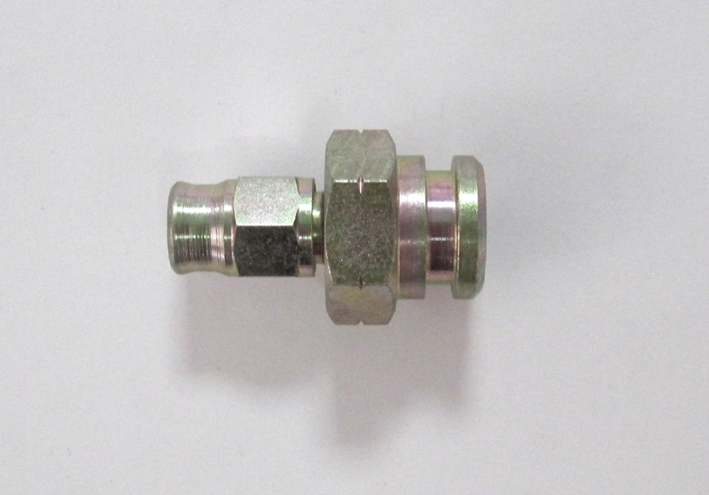Anschluß Innengew. M10x1,25 konkav Dash 03 für Klammerhalterung