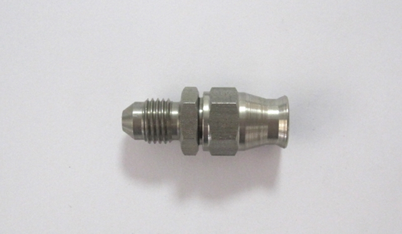 Anschluß Einschraub 7/16x20 konvex Dash 04 Edelstahl