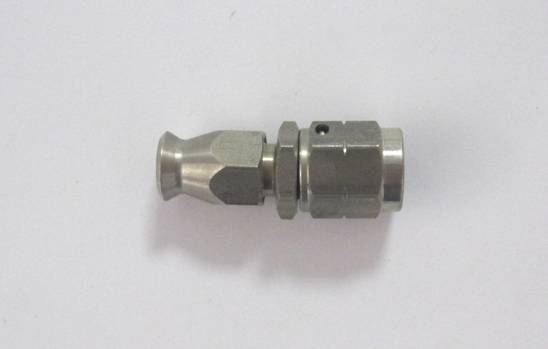 Anschluß Innengew. M10x1 konvex Dash 03 Edelstahl
