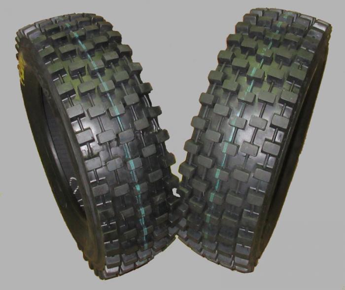 Fedima CRM Stollenreifen 18/70-15 
 - 215/65R15 - 5 Reihen (Michelin Casings)